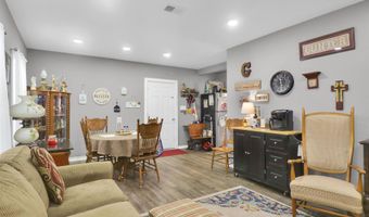 554 E San Antonio St, Alto, TX 75925