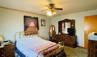 306 N Cherokee St, Beggs, OK 74421