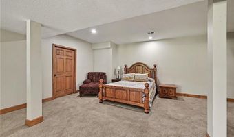 22165 171st St, Basehor, KS 66007