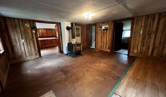 351 Owl St, Campton, NH 03223