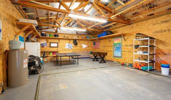 208 S 4th St, Dover, ID 83825