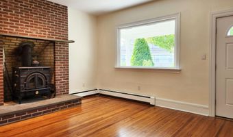 19 Valley Rd A, Cos Cob, CT 06807