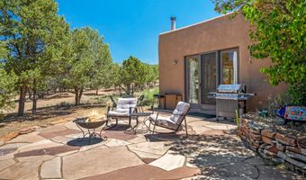 35 Arroyo Vis, Arroyo Hondo, NM 87571