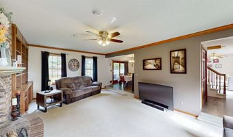 211 N 5TH Ave, Abbotsford, WI 54405