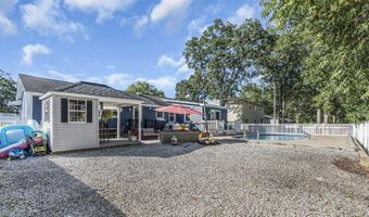 745 Halliard Ave, Beachwood, NJ 08722