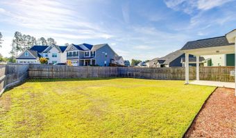 327 Autumn Pond Dr, Blythewood, SC 29016