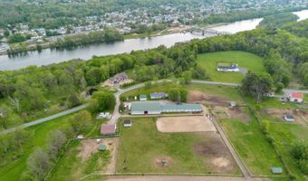 802 QUEEN ANN Rd, Amsterdam, NY 12010