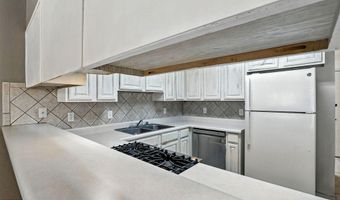 206 Vic Clark Ct A, El Paso, TX 79912