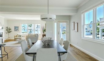 20 Kettle Point Ave, East Providence, RI 02914