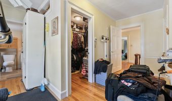 823 Washington St, Bath, ME 04530