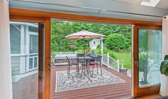 9 Santom St, Auburn, MA 01501