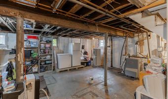 1086 EDGE HILL Rd, Abington, PA 19001