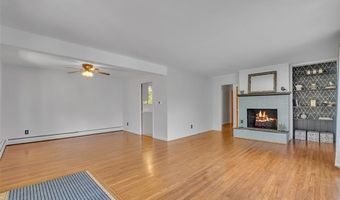 1558 1560 W Jones Dr SW, Ann Arbor, MI 48105