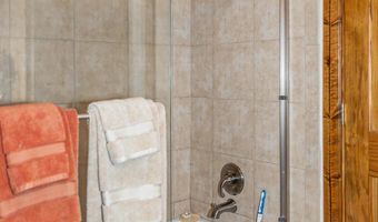 28333 Yonna Wood Rd, Bonanza, OR 97623