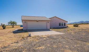 1176 W Trigger Ln, Cochise, AZ 85606