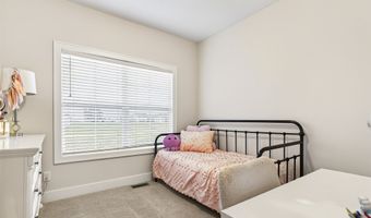 705 35th St SW, Altoona, IA 50009