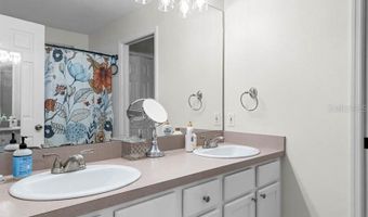 6702 CLAIR SHORE Dr, Apollo Beach, FL 33572