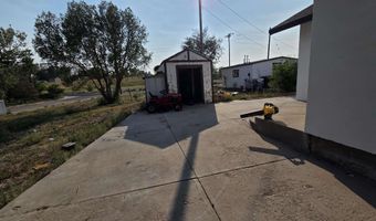 817 W 9TH St, Cheyenne, WY 82001