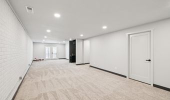 1320 Darwin St, Beatrice, NE 68310