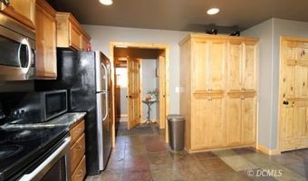 2755 N Dead Horse Lp, Alton, UT 84710