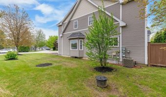 22 Harvest Hill Ln 4, Auburn, ME 04210
