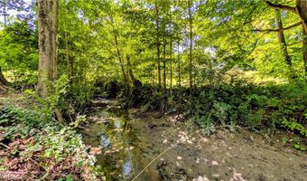 1305 Garrison Rd, Ashtabula, OH 44004