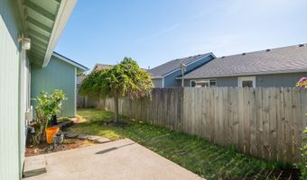 746 NW DESERT PINE St, Albany, OR 97321