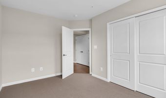 22515 NAUGATUCK Sq, Ashburn, VA 20148