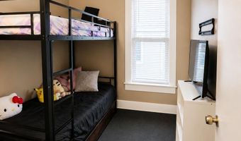 74 James St, Amsterdam, NY 12010