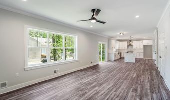 443 Fremont Ave, Bayville, NJ 08721