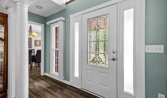 121 Lewis Burnett Dr, Boiling Springs, SC 29316