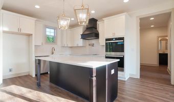 1360 HOMESTEAD Ln, Auburn, AL 36830
