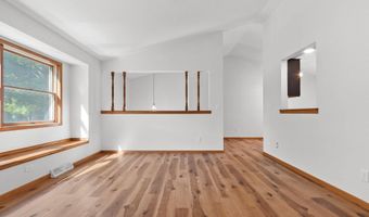 3024 E FOREST St, Appleton, WI 54915