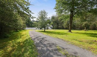 343 High Country Dr, Blakeslee, PA 18610