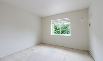 4627 LOGSDON Dr 51, Annandale, VA 22003