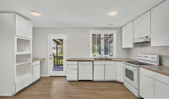 667 Decoria Ave, Arco, ID 83213
