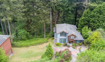 448 Tanglewood Rd, Arcata, CA 95521