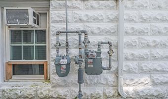 35 S Windsor Ave, Atlantic City, NJ 08401