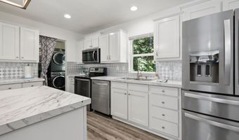 66295 E CRYSTAL CREEK Rd, Brightwood, OR 97011
