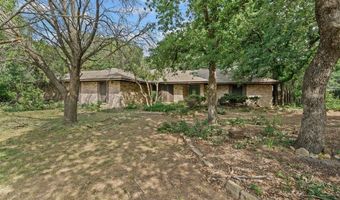 104 Murls Lake Rd, Weatherford, TX 76085