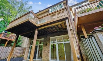 6 GOLDLEAF Ct, Bethesda, MD 20817