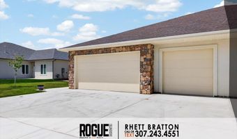 2938 Palmer Dr, Casper, WY 82601
