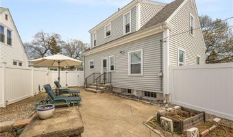381 Auburn St, Cranston, RI 02910