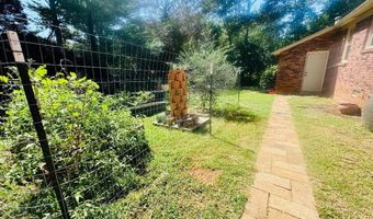 121 Woodland Way, Abbeville, SC 29620