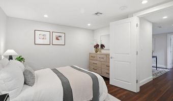 155 W 9th St 1, Boston, MA 02127