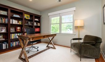 8 SHILEY St, Annapolis, MD 21401