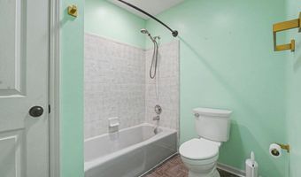 4703 OAK Rd, Bartlett, TN 38002
