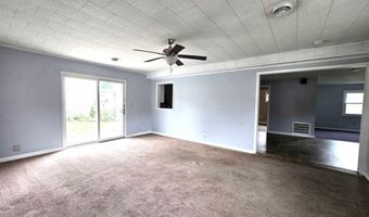 306 S 8TH Ave, Albany, IL 61230