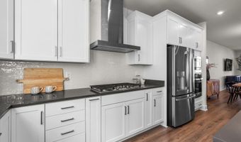 42131 SHINING STAR Sq, Ashburn, VA 20148