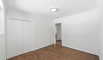 9831 SINGLETON Dr, Bethesda, MD 20817